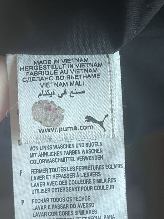 продам куртку puma Scuderia Ferrari