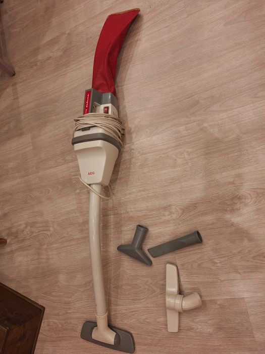 Aspirador AEG trabalha muito bem