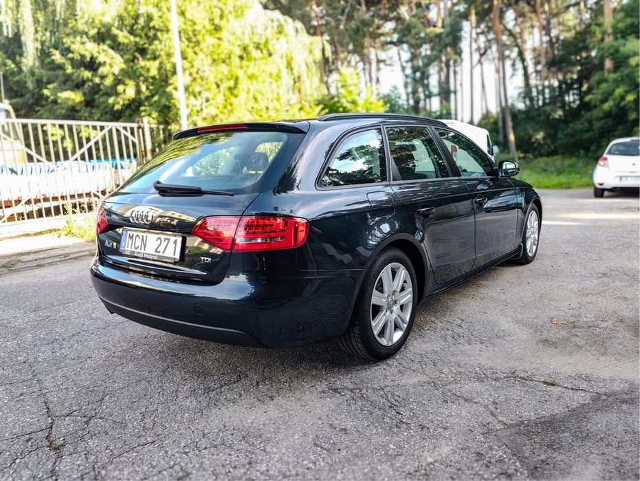 Audi a4 b8 Avant TDI 2.0 Xenon navi