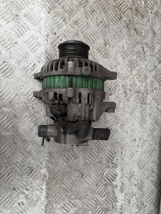 Генератор Kia Sorento 2.5 CRDI ном 37300-4A110