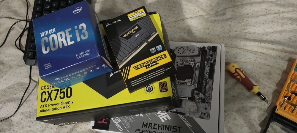 PC gamer Core i3 RTX 2060