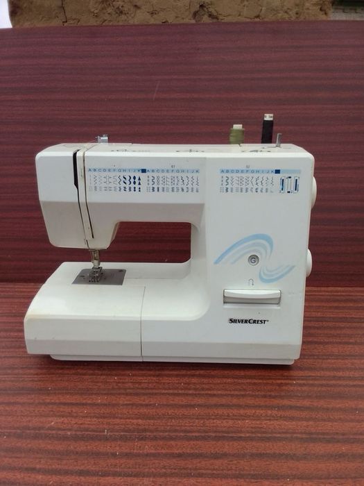 Продам швейную машинку электрическую