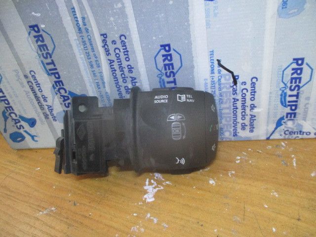 Conjunto / manetes de luzes e limpa vidros RENAULT Megane III (BZ0_)
