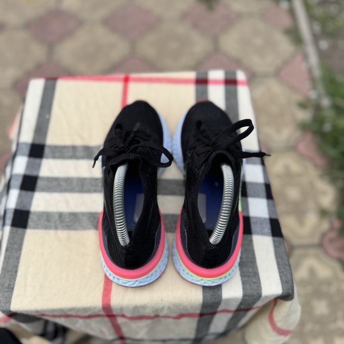 Кроссовки Nike Epic React Flyknit Black, 36 размер, Оригинал, Кросівки