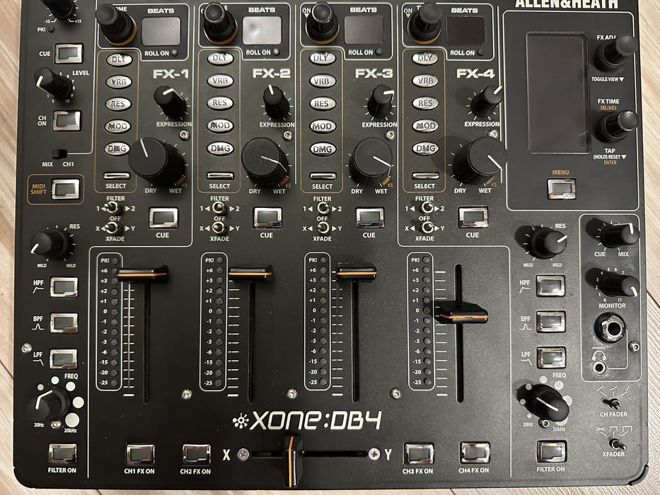 Allen Heath Xone DB4