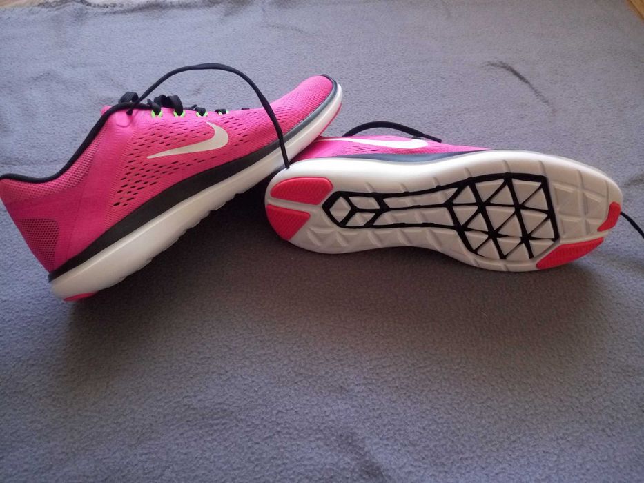 Кросівки кросовки Nike Flex Run Pink