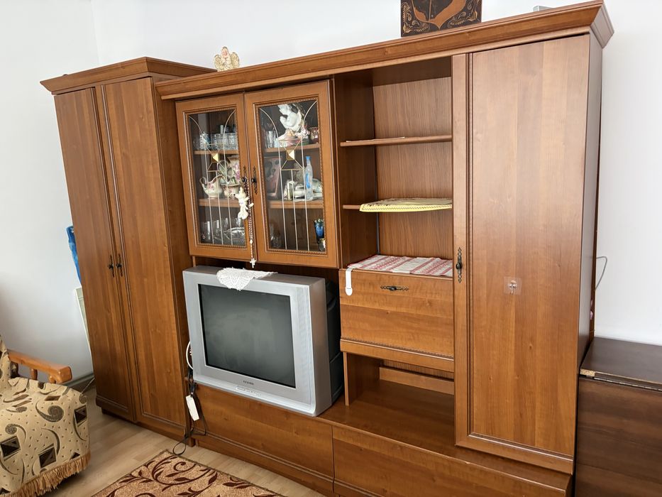 Продам меблеву стінку