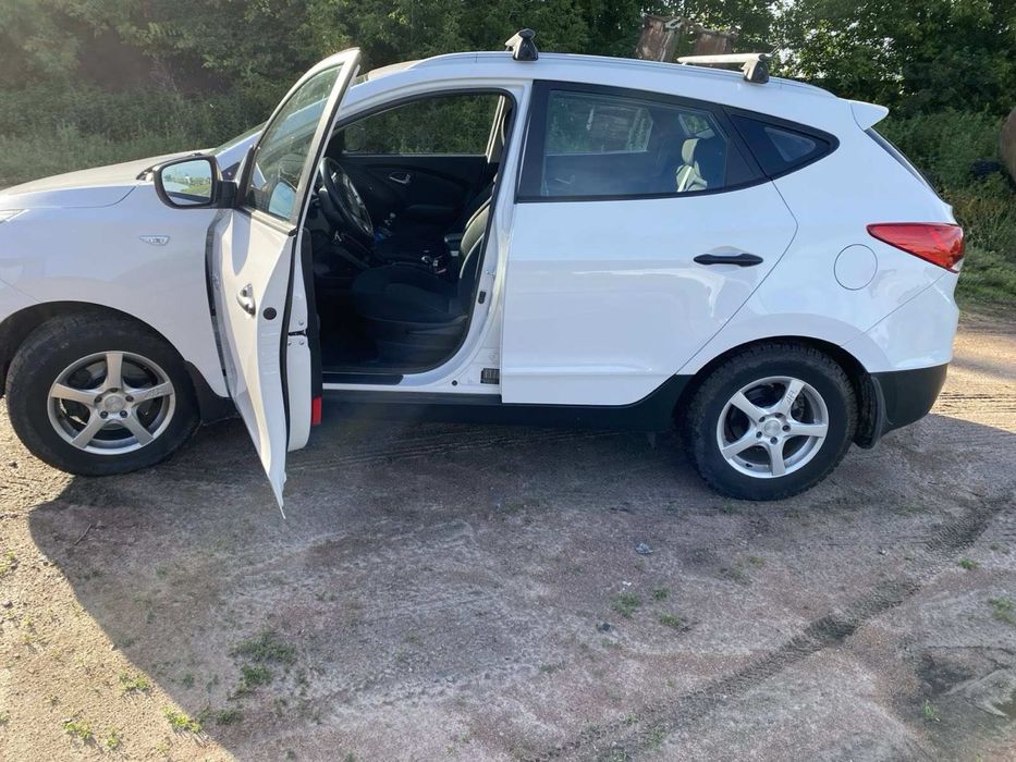 Продам hyunday lx35