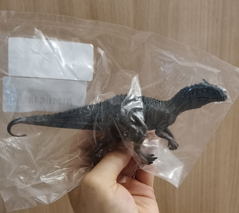 Dinozaur Indominus Rex