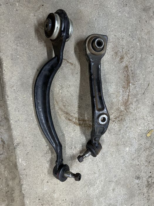 Ричаги w221 передні ліві нижні