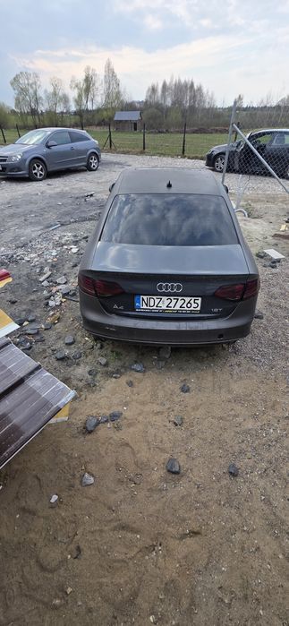 Sprzedam Audi A4  b8 po wypadku