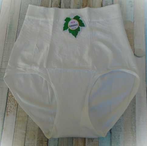 majtki modelujące 2XL/3XL  ecru wysokie  korygujące talię