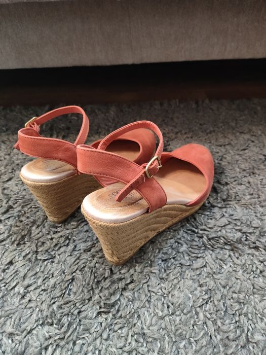 Buty damskie Espadryle Me Too Soho