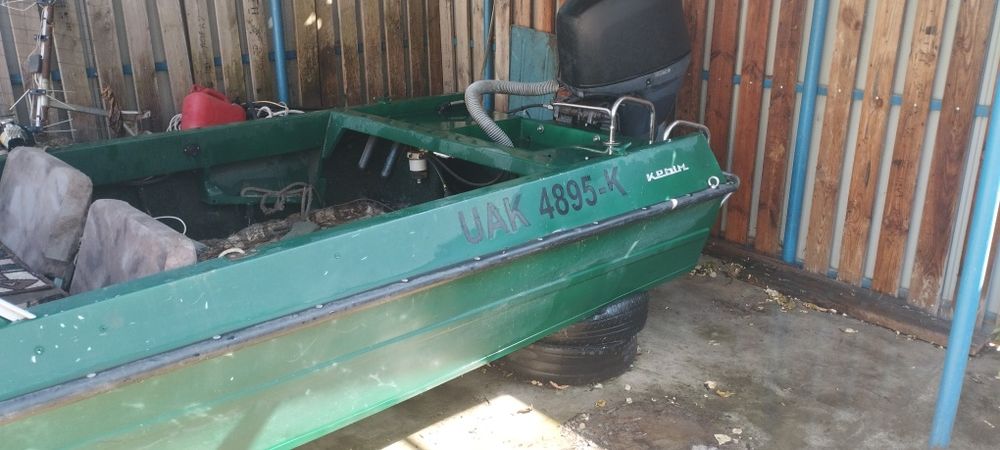 Продам лодку Крым с мотором Yamaha 50