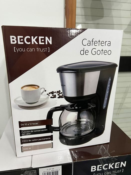 Cafeteira de Gotejamento BECKEN
