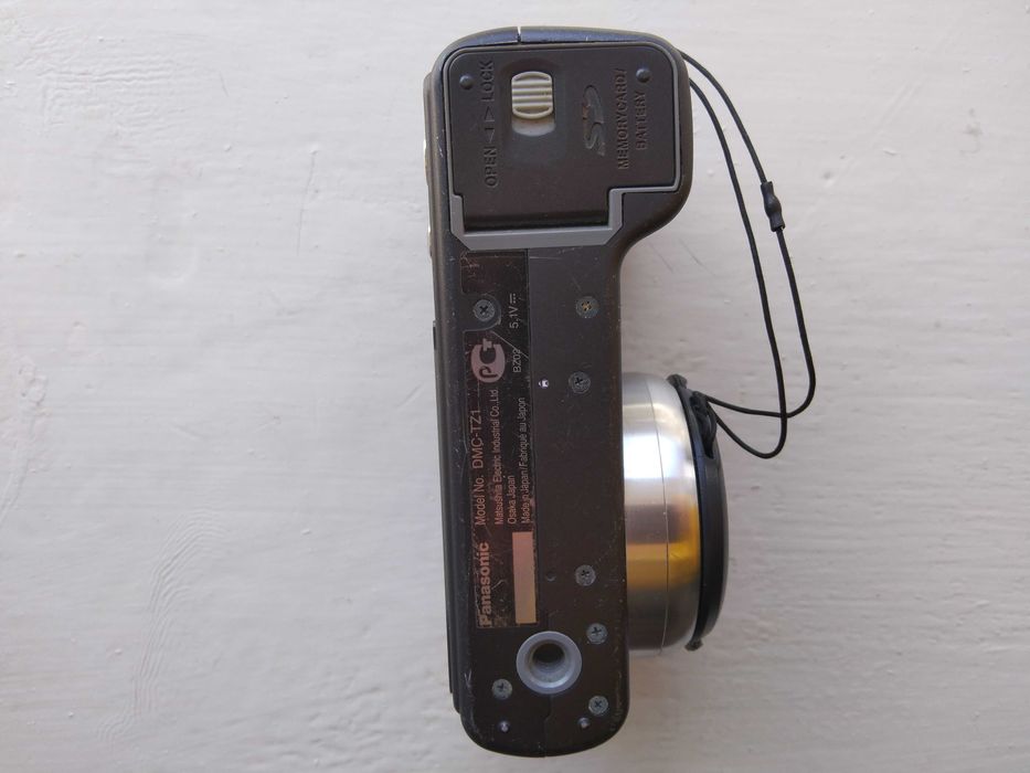 фотоапарат Panasonic Lumix DMC-TZ1