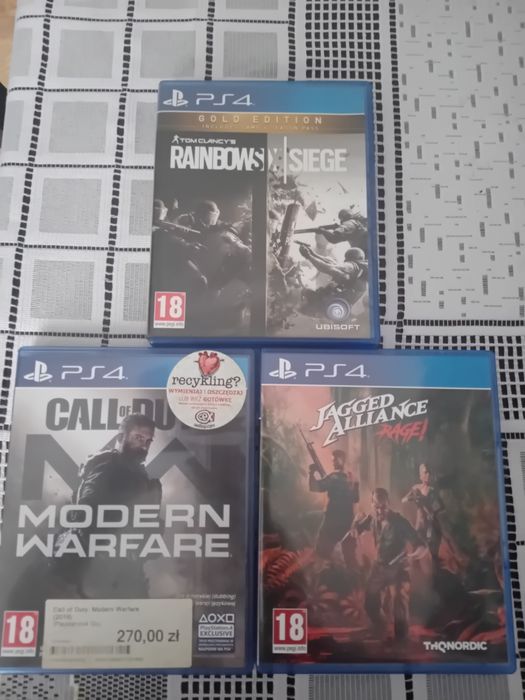 Gry PS 4  3 sztuki