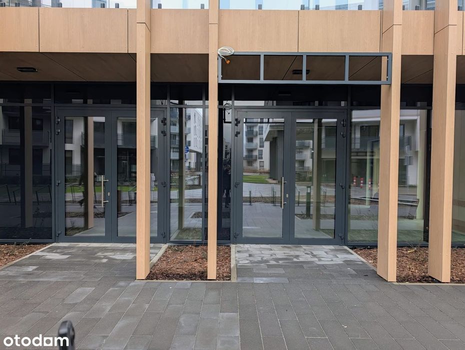 Lokal usługowy | 86 m2 | Stare Miasto | ul. Długa