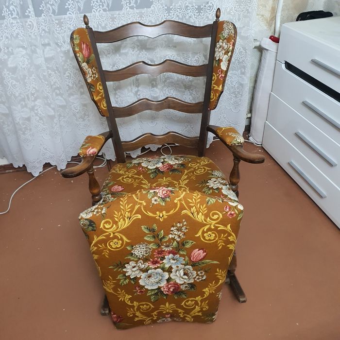 Кресло качалка италия