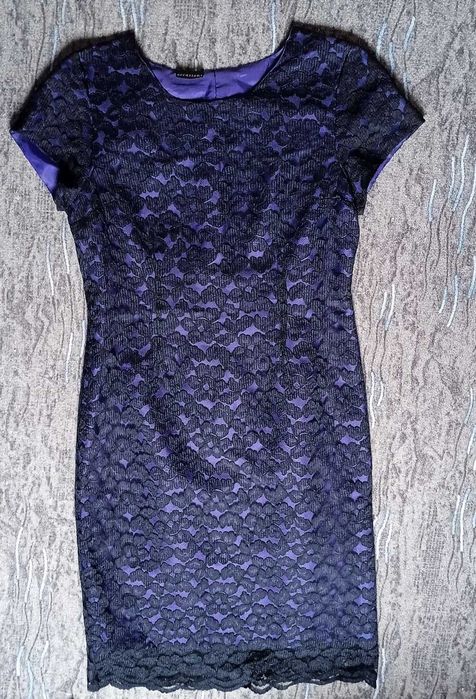 Elegancka sukienka koronka czerń fiolet r. 42