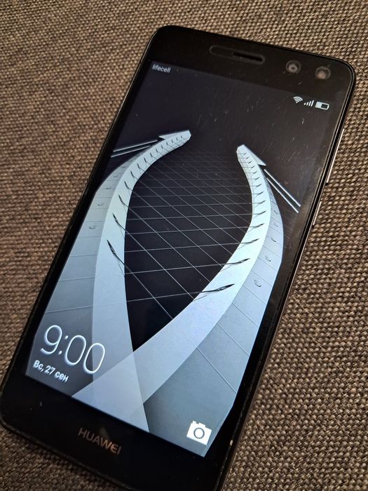 Huawei Y7 2/16 повністю справний