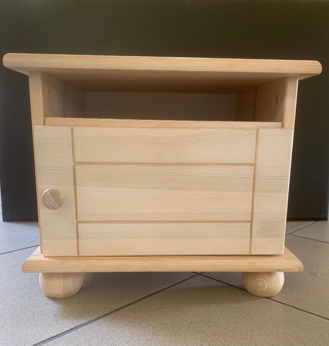 Szafka nocna nowa z litego drewna