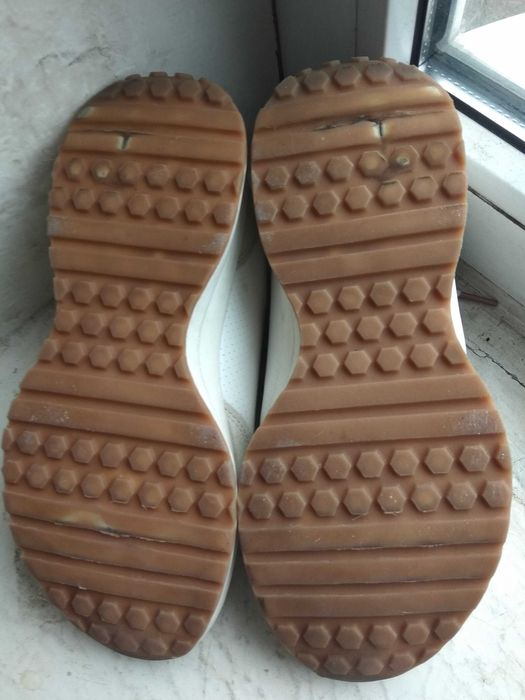 Продаються кросівки inexenso 36 розм за 120 гр