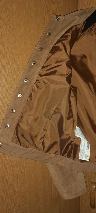 Blusão em camurça Mango