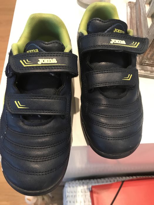 Tenis Marca joma numero 33
