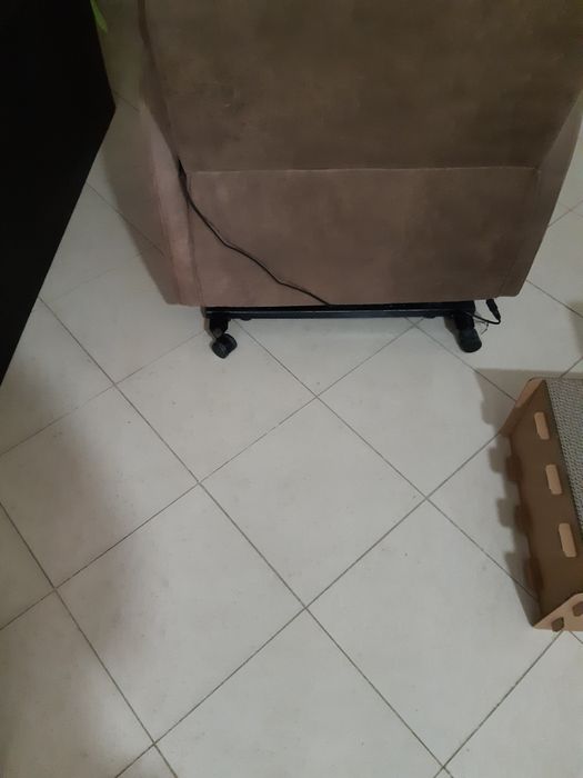 Poltrona com elevação de pernas
