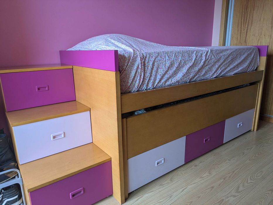 2 Camas de solteiro / Beliche Criança