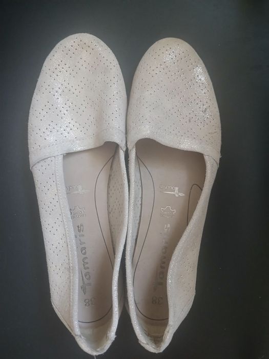 Tamaris skórzane buty 38
