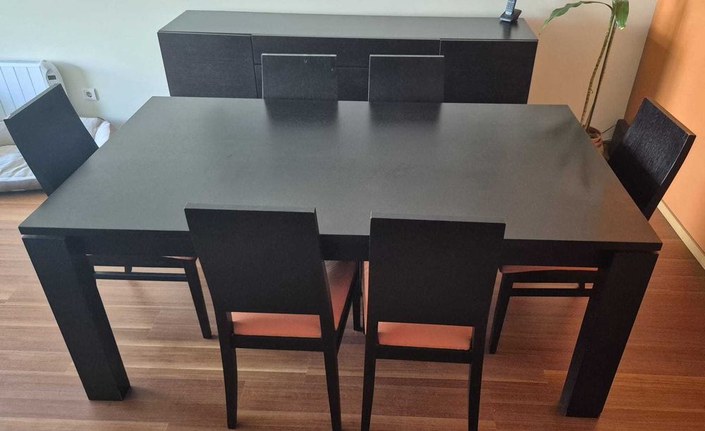 Mesa de sala de jantar