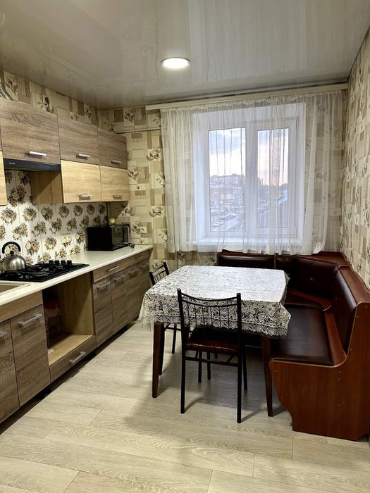 Дво кімнатна квартира подобово,погодинно.Вулиця европейска 20