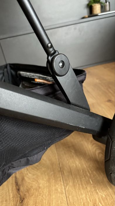 Wozek spaceeowt THULe trzykołowy