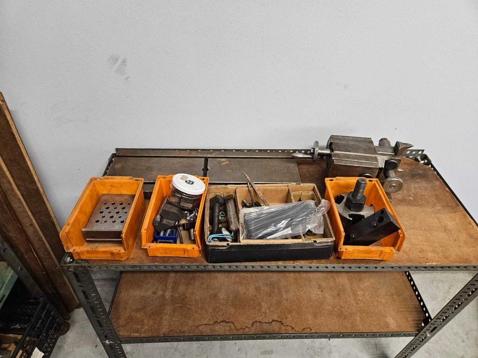 Narzędzia tokarsko-frezarskie oraz garażowe