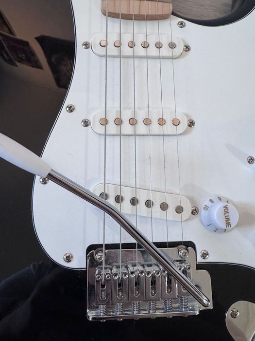 Gitara elektryczna