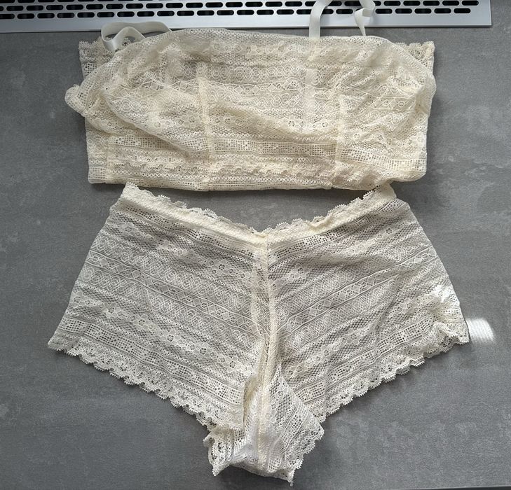 Комплект нижнего белья S