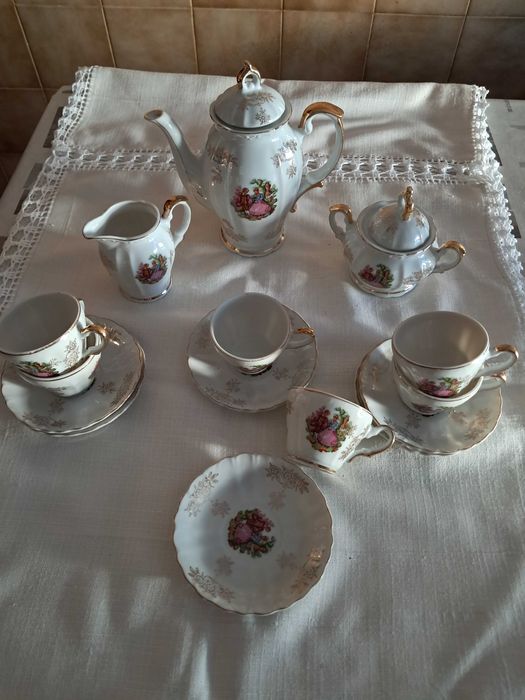 Serviço de Café antigo e nunca usado