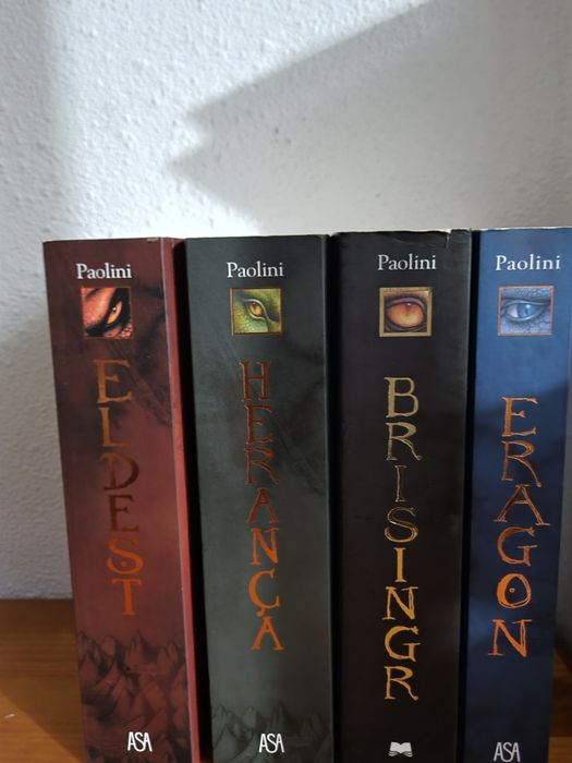 Tetralogia Ciclo da Herança escrita por Christopher Paolini