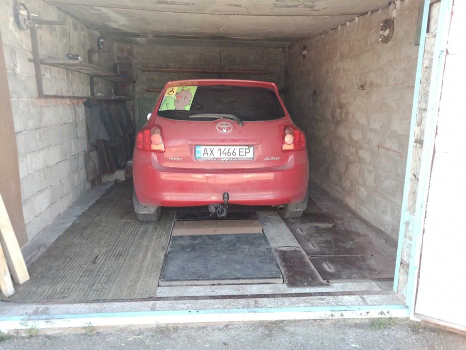 Сдам гараж на Роганском жилмассиве 24 кв. Сдаю на срок от 1,5 лет