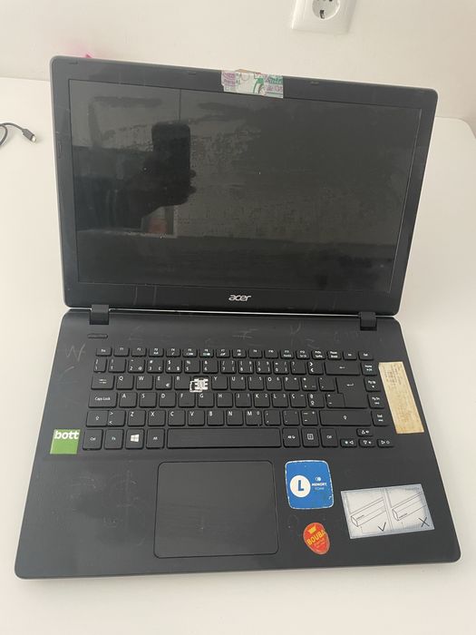 Acer ES 15  para Peças / Reparação