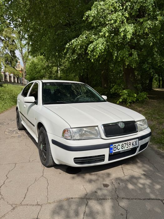 Продам шкоду актавія тур 2010р
