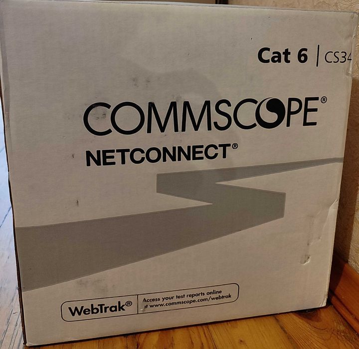 Вита пара CommScope Cat.6 U/UTP LSZH мідний кабель 305 м
