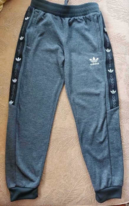 Дитячі штани для хлопчиків  adidas