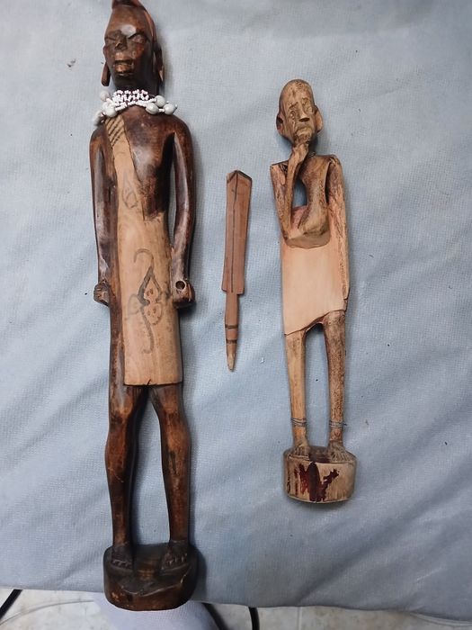 Arte africana adquirida em África