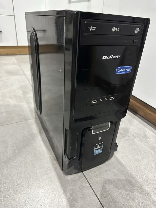 Komputer gtx 660, 12gb ram, 4 rdzenie