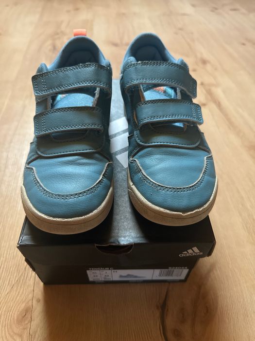 Buty Adidas S24044 rozmiar 33