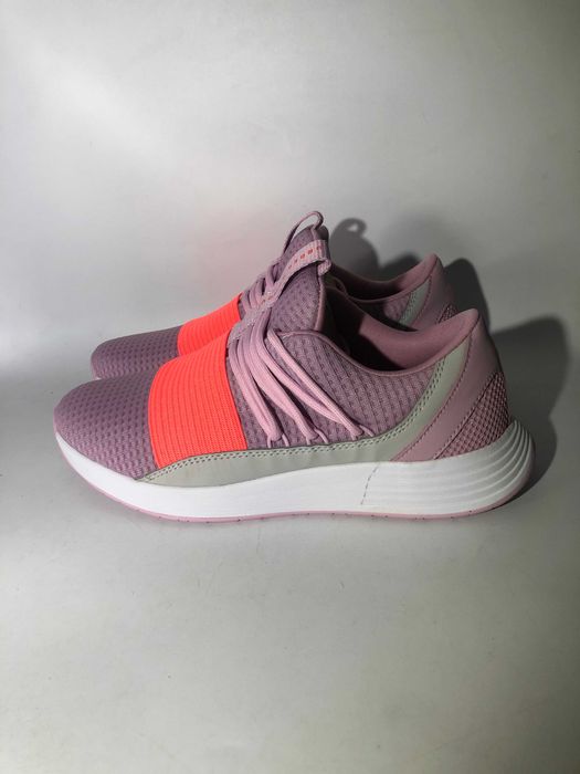 Жіночі і кросівки under armour breathe lace nm2 (3022163-600) оригінал
