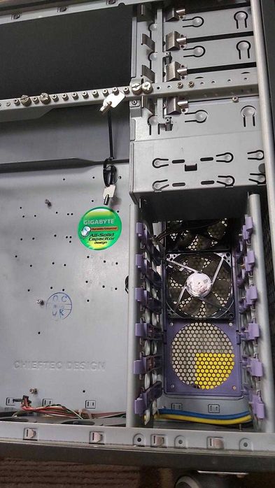 Obudowa komputerowa Chieftec Midi Tower Komputer ATX